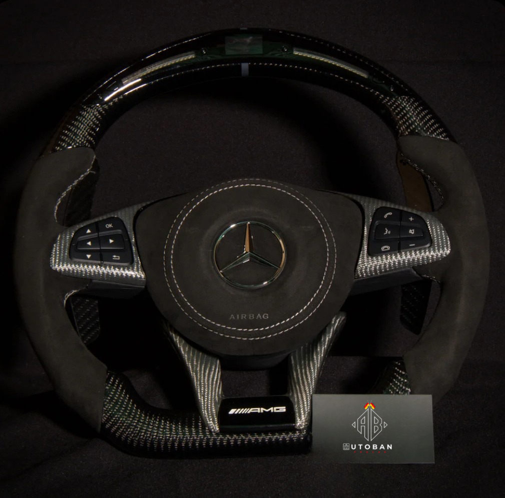Volant Carbone personnalisé Mercedes AMG